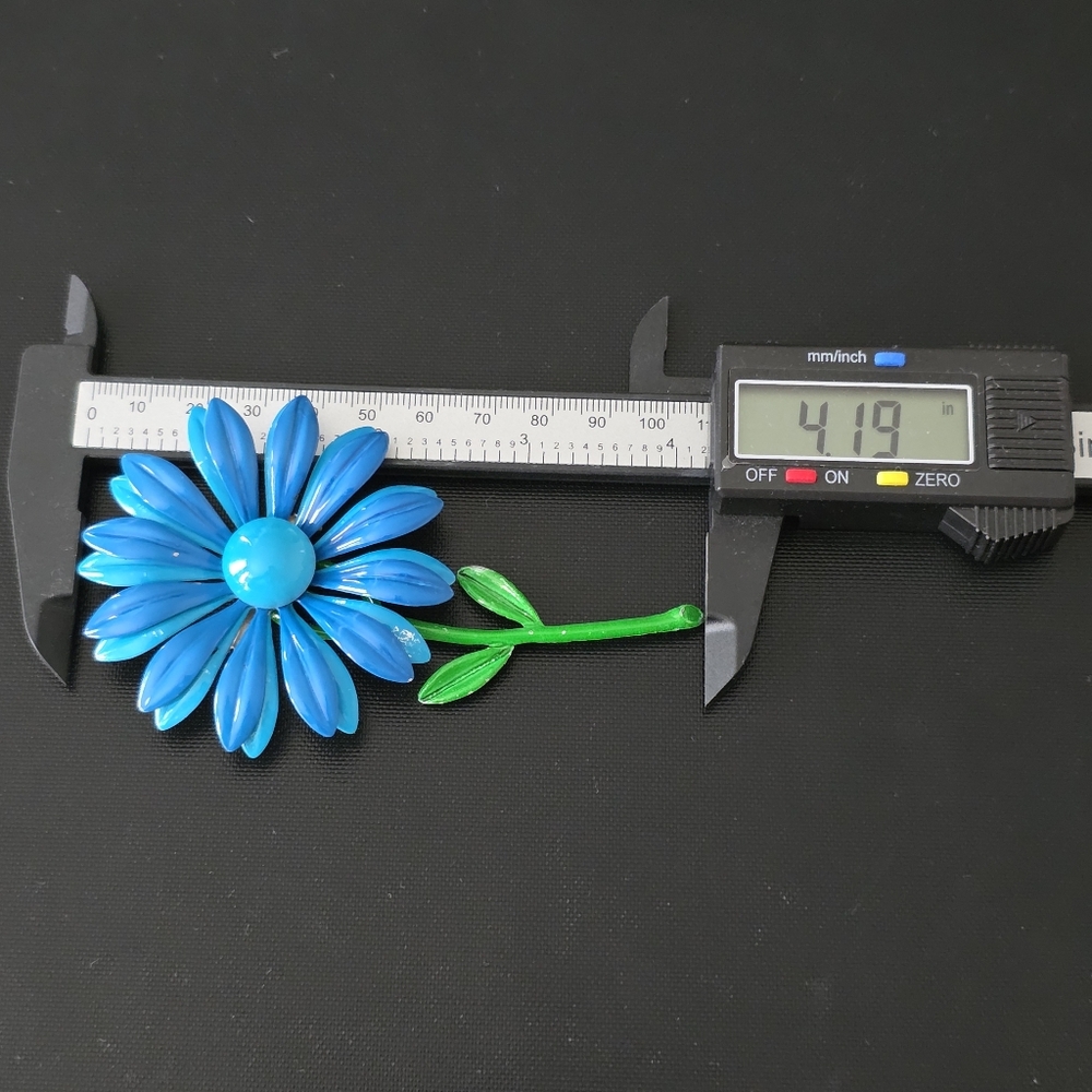 VTG Large Blue Green Pop Mod Enamel Metal Flower Brooch Spring - Picture 6 of 7